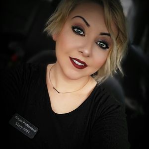 Meet your Posher, Mary kristina